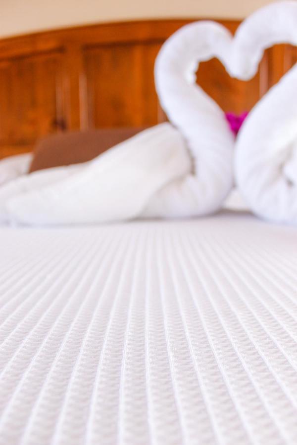 Hotel Angra โลเรโต ภายนอก รูปภาพ