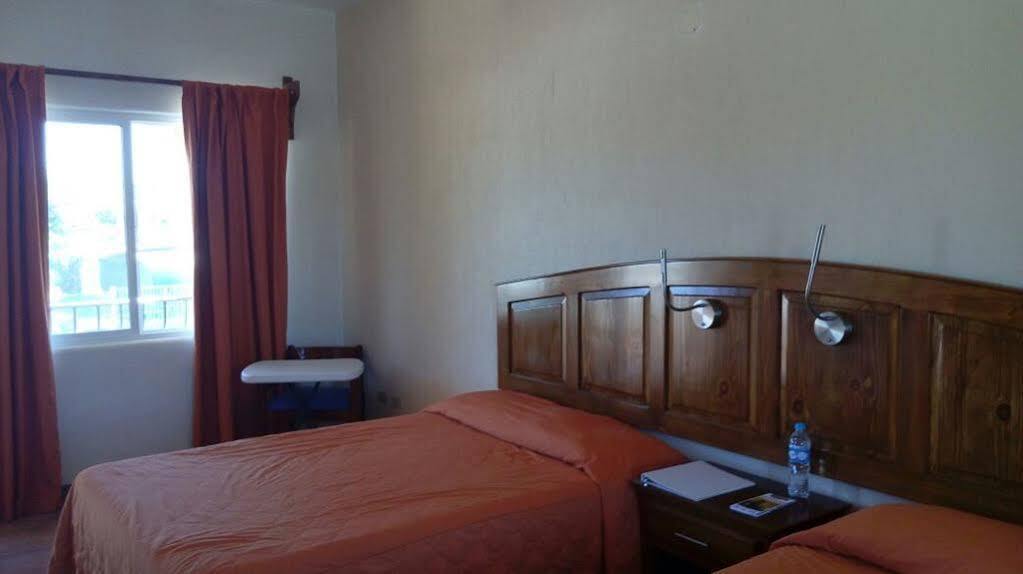Hotel Angra โลเรโต ภายนอก รูปภาพ